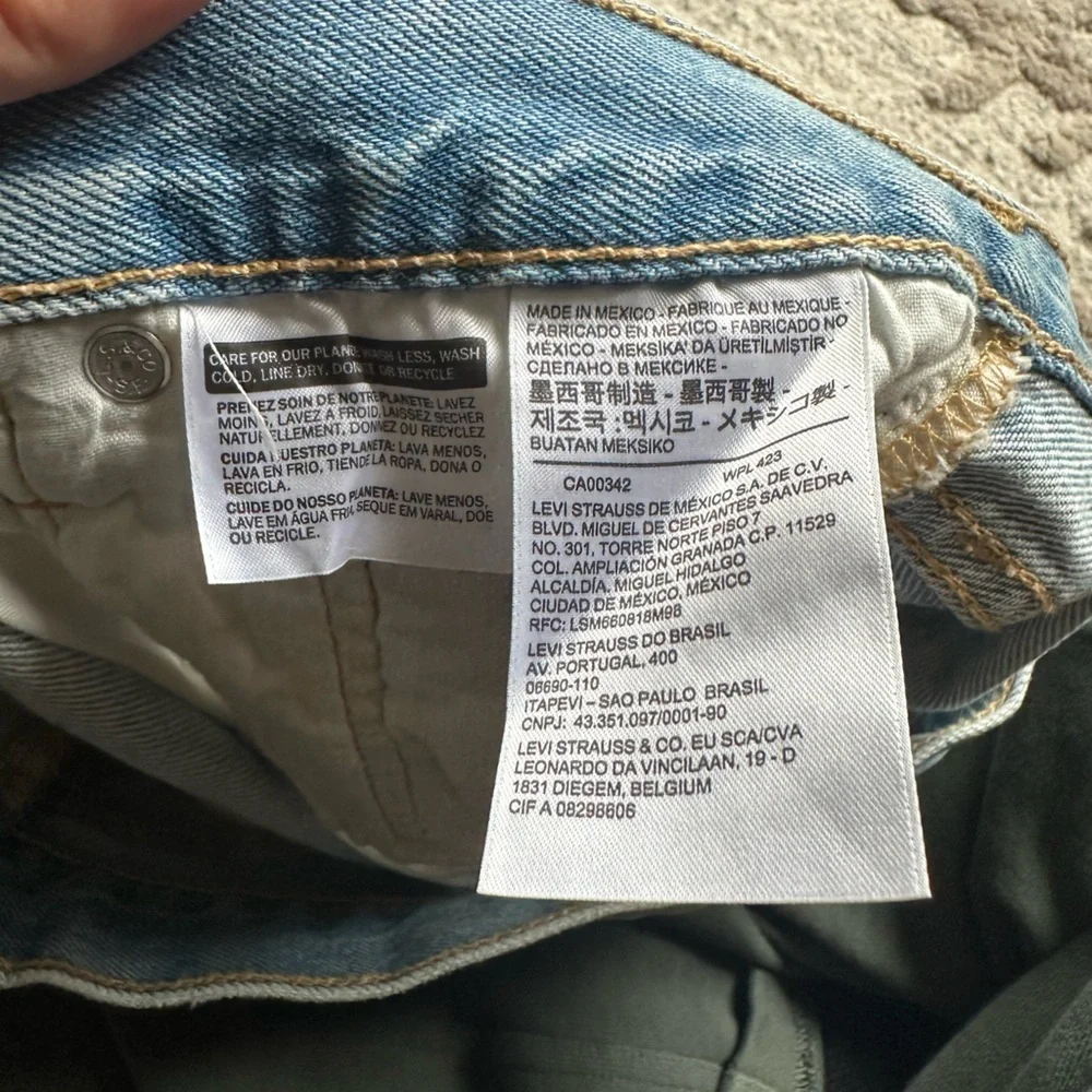 SOLD DO NOT BUYLevi’s Premium 501 short - Picture 9 of 10